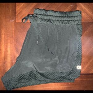 Olive green run shorts GapFit